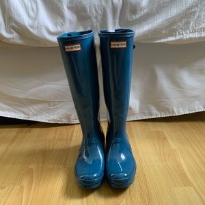 AQUA BLUE HUNTER BOOTS ADJUSTABLE BACK